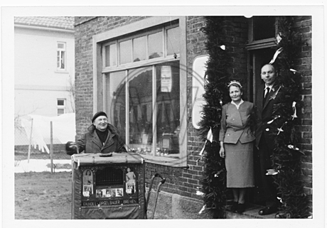 Drehorgespieler Martino in der Bremer Heerstraße