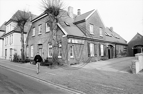 Glas Müller an der Cloppenburger Straße