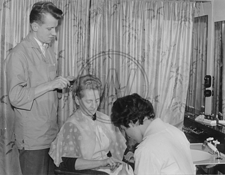 Friseursalon Dworzak Bremer Straße