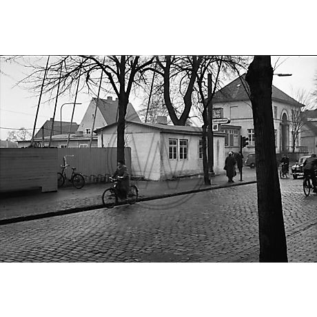 Grundsteinlegung zur neuen Filiale der Landessparkasse zu Oldenburg Bremer Straße