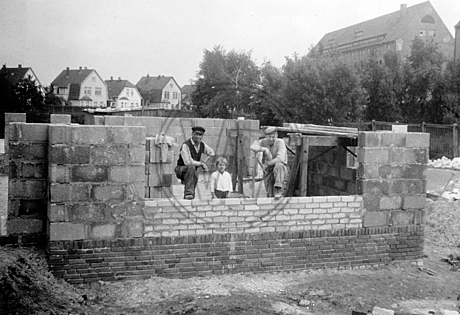 Hausbau in der Harmoniestraße 1962