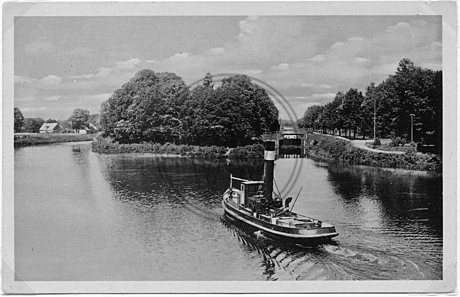 Postkarte Schiff auf Kanal