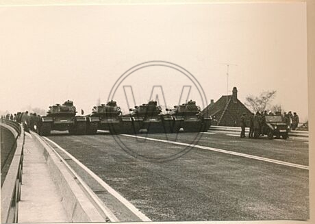Belastungsprobe auf Umgehungsstraßenbrücke 1964