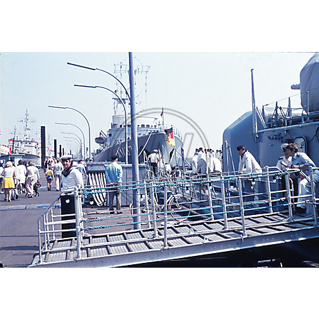 Kriegsschiffe Wilhelmshaven