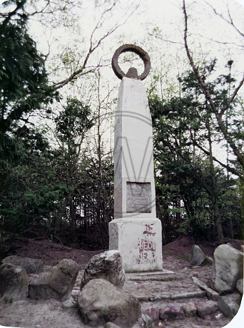 Gedenkstein auf dem Gelände des KZ Börgermoor